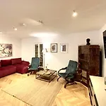 Republique Residence