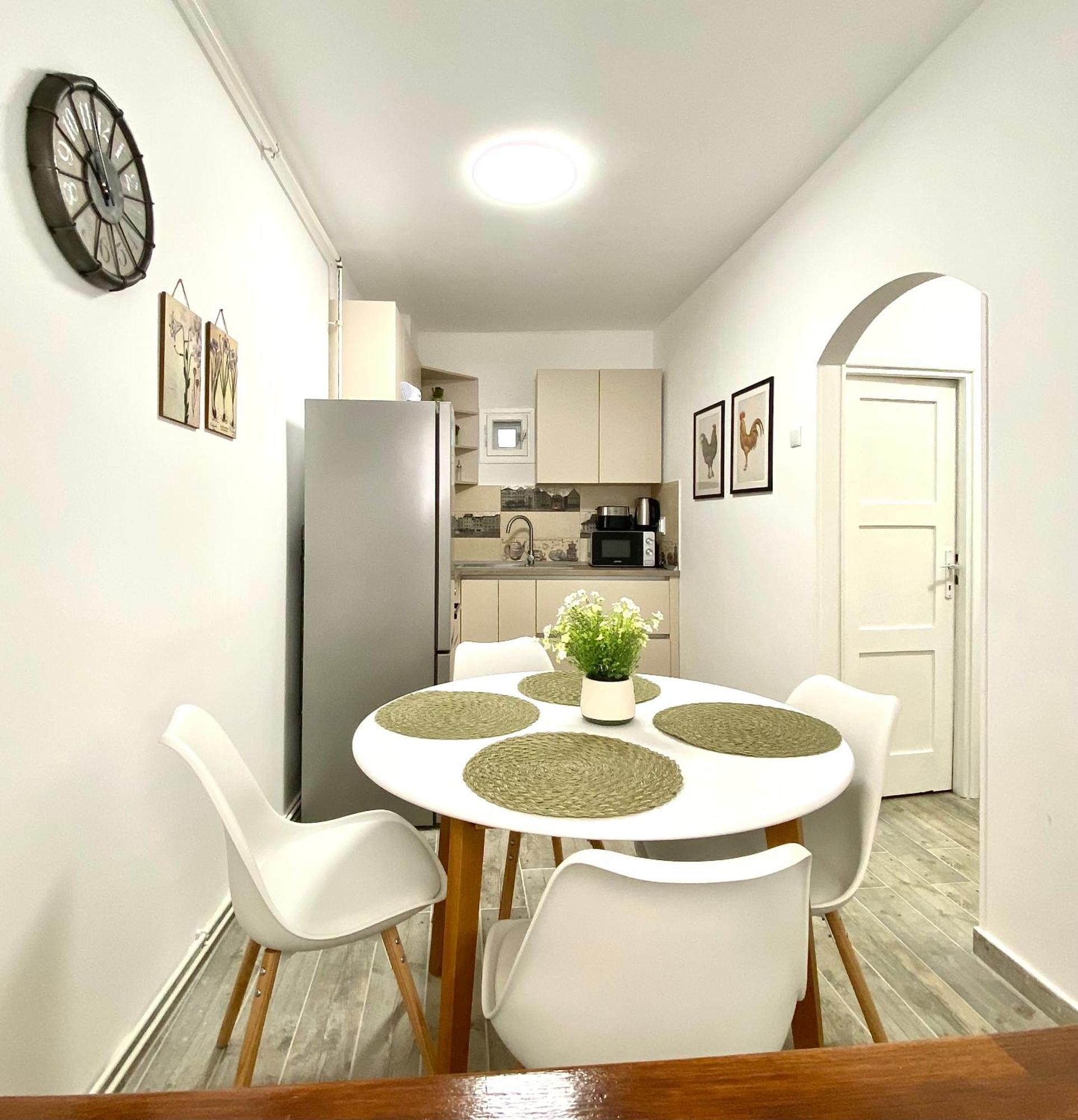 Republique Apartment